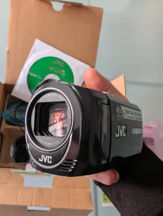 JVC Everio GZ-MG750 HD con caja original