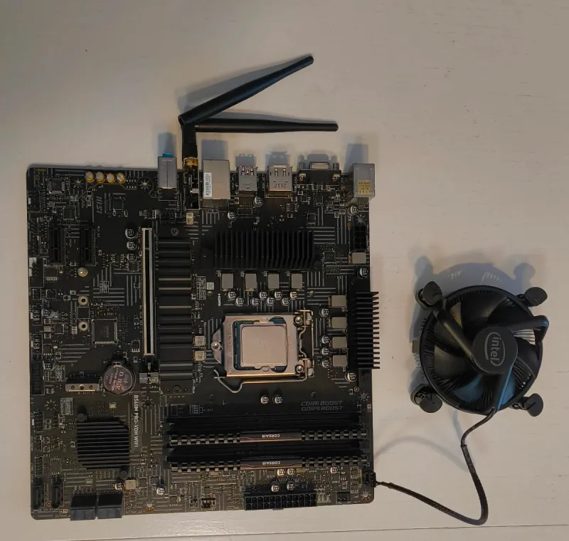 i5 11400 + Placa Base MSI B560M + Corsair 16GB DDR