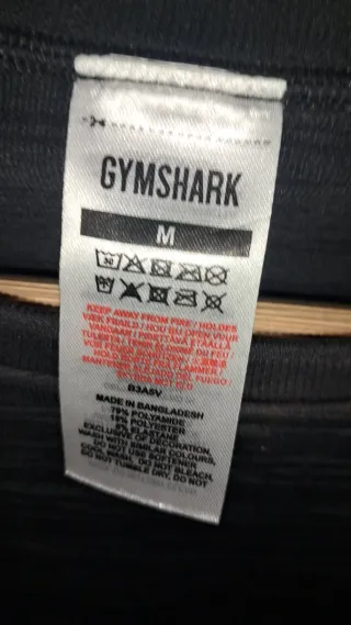 Gymshark Crop Top Negro Manga Larga