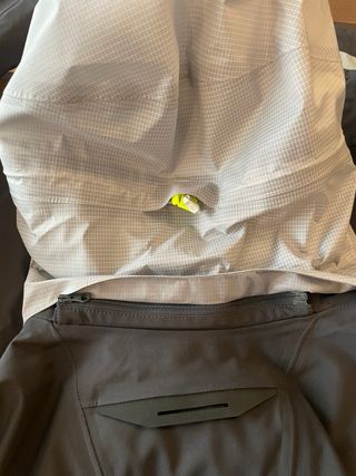 Shell muy tecnico 550€ helly hansen nuevo L hombre