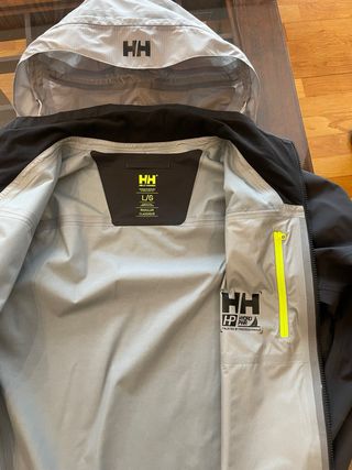Shell muy tecnico 550€ helly hansen nuevo L hombre