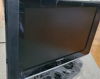 Televisor Samsung LCD 22'' Negro Modelo LE22S86BD