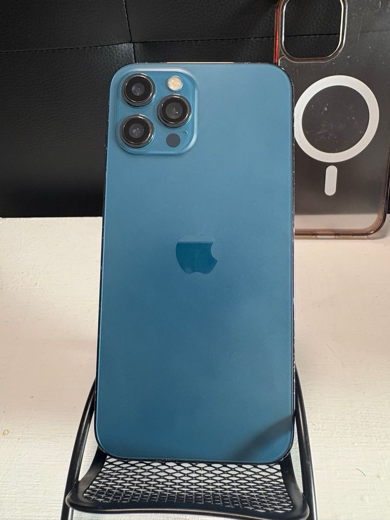 iPhone 12 Pro Max 256GB Azul afbeelding 2