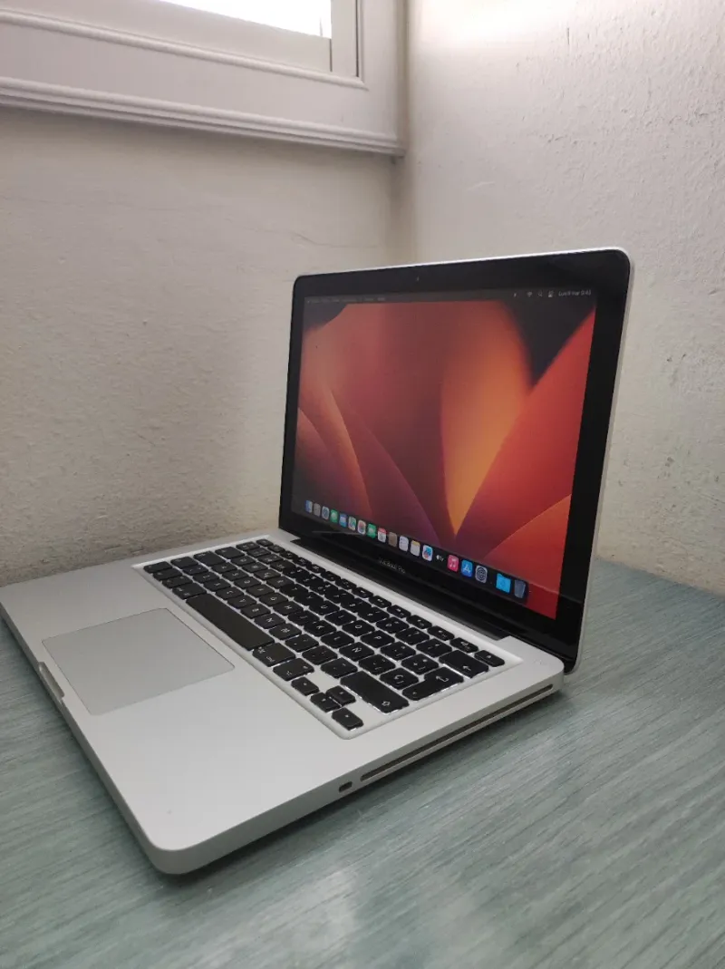 MacBook Pro 13 16GB RAM 500GB afbeelding 2