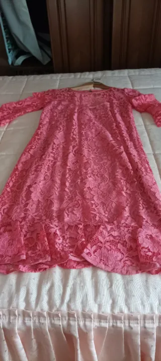 Vestido rosa encaje