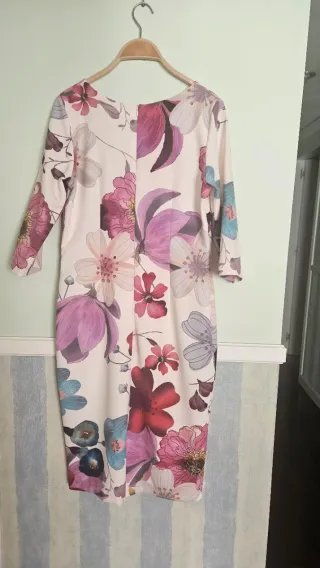 Vestido de fiesta floral blanco