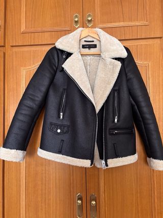 Cazadora efecto piel con borreguito