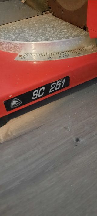 Sierra de mesa Stayer – Corte preciso