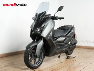 YAMAHA X-MAX 125