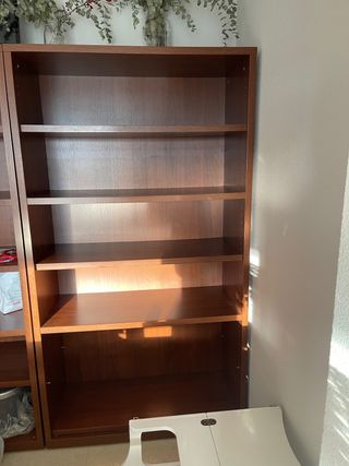 Due librerie marrone scuro in vendita