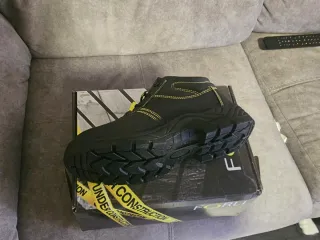 Zapatos de seguridad FORLI negros y amarillos