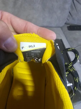 Zapatos de seguridad FORLI negros y amarillos