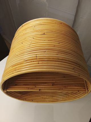 Estante de bambú redondo