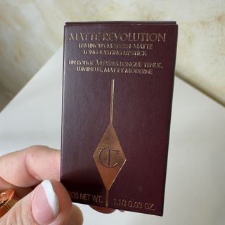 Charlotte Tilbury Matte Revolution Pillow Talk Min