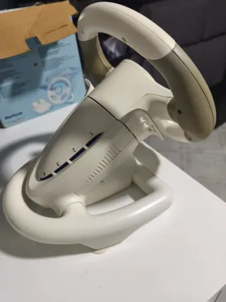 Volante Logic3 TopDrive Wii con Pedali