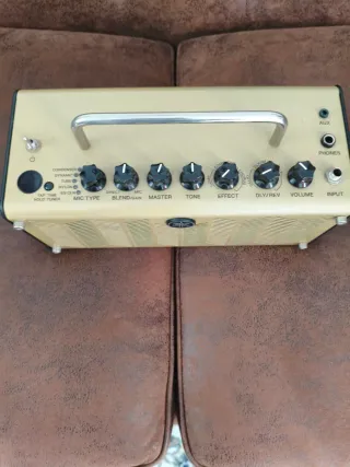 Amplificador Yamaha THR5A Beige