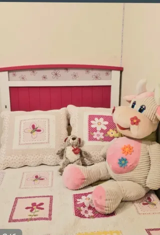 Dormitorio juvenil cabecero , canapé y auxiliares