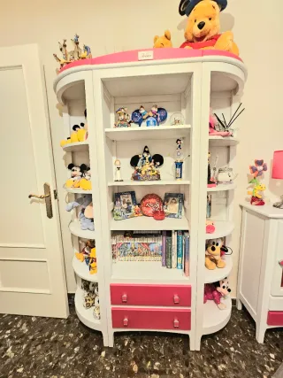 Dormitorio juvenil cabecero , canapé y auxiliares