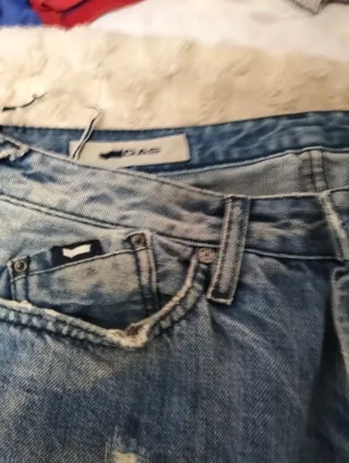 Lote 2 pantalones vaqueros hombre,camiseta y camis