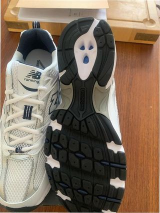 New Balance MR530SG Talla 41.5 Nuevas