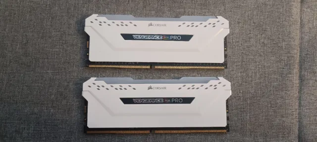 Corsair Vengeance RGB Pro RAM 16gb
