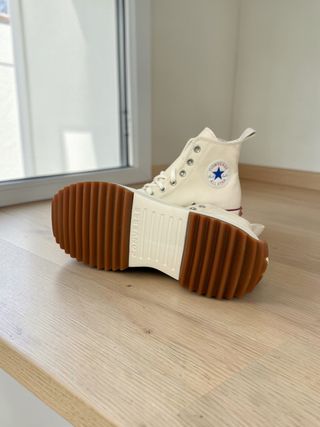 Converse Beige Plataforma Tacos