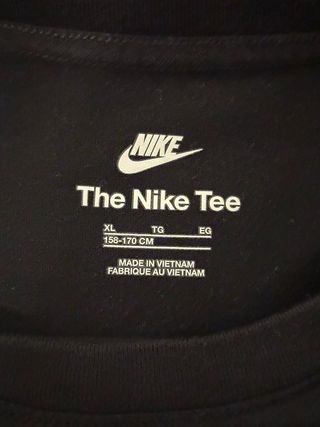 Camiseta Nike Negra
