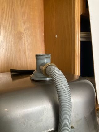 Fregadero doble marca Teka con grifo incluido