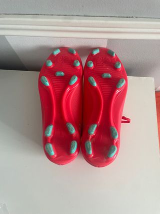 Zapatillas de fútbol Nike rosas y turquesa