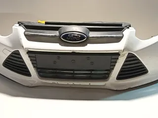 Paragolpes delantero Ford Focus 2015