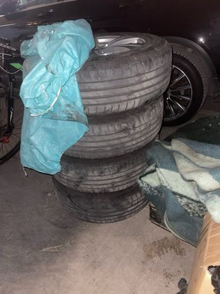 Llantas Mercedes GLC con neumáticos de 90% de vida