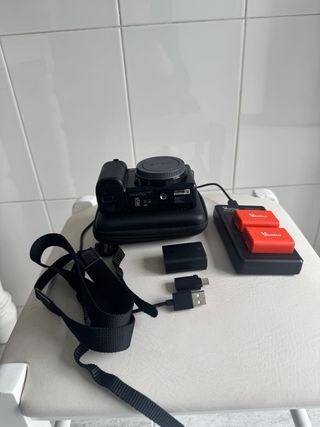 Cámara Sony ZVE-10 Negra