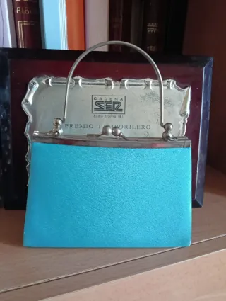 Cartera fiesta turquesa pedrería