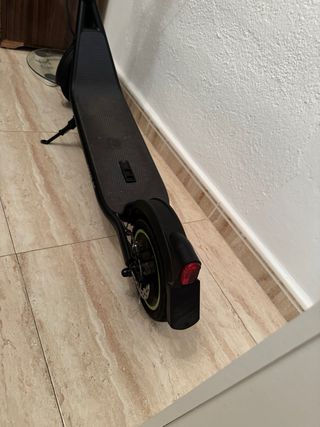 Patinete Eléctrico Cecotec casi nuevo