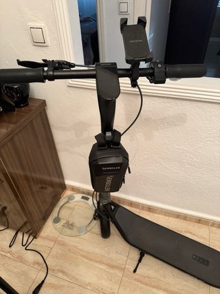 Patinete Eléctrico Cecotec casi nuevo