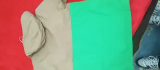 Chubasquero Adidas Talla L Verde y Beige