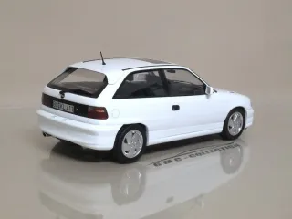 Opel Astra GSi 1991 Norev 1/18