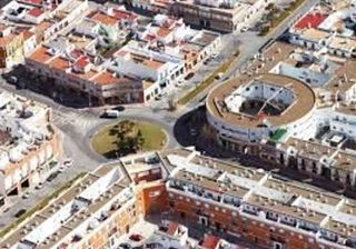 Local comercial en alquiler en Centro - Doña Mercedes en Dos Hermanas