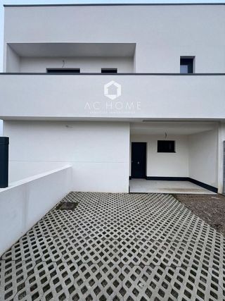 Casa adosada en venta en Campo Real