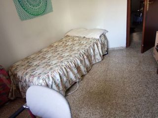 Piso en alquiler en Hospital en Jaén