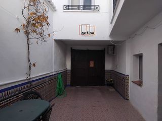 Casa adosada en venta en Valdepeñas