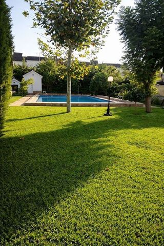 Chalet en venta en Bonanza-Avda de Huelva-Bº Andalucia en Sanlúcar de Barrameda