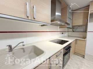Casa adosada en venta en Nuevo Centro en Sagunto