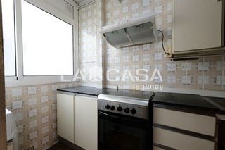 Piso en venta en La Prosperitat en Barcelona