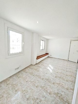 Piso en venta en El Carmel en Barcelona