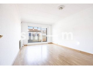 Piso en venta en Remei-Montseny-La Guixa en Vic
