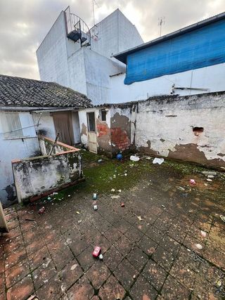 Casa adosada en venta en Mengíbar