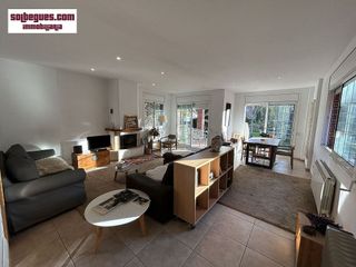 Chalet en venta en Begues