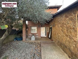 Chalet en venta en Begues