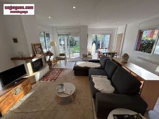 Chalet en venta en Begues